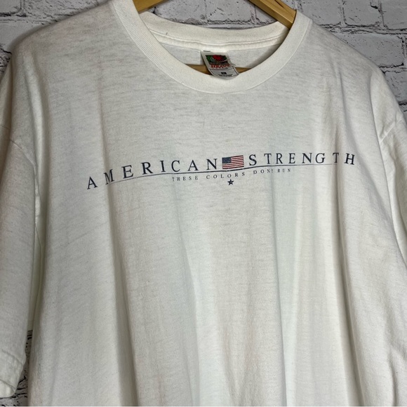 Vintage American Patriotic Spell out T-shirt Size XL - Picture 3 of 4